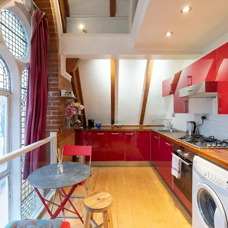 Apartment Pass The Keys Beautiful Spacious 2-bed In Converted Church *