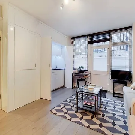 Apartment Stylish Knightsbridge Studio, Steps From Harrods.