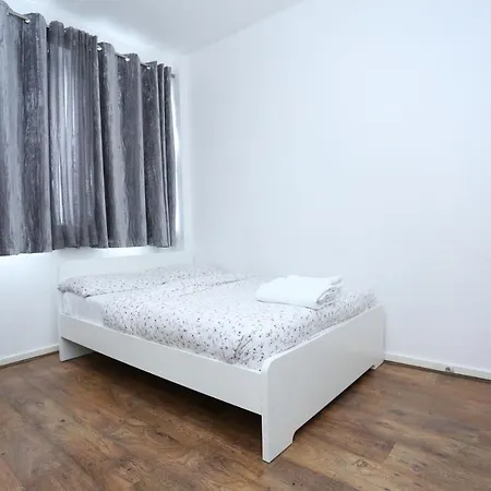 Appartamento Gorgeous 2 Bedroom 2 Bathroom Woolwich *