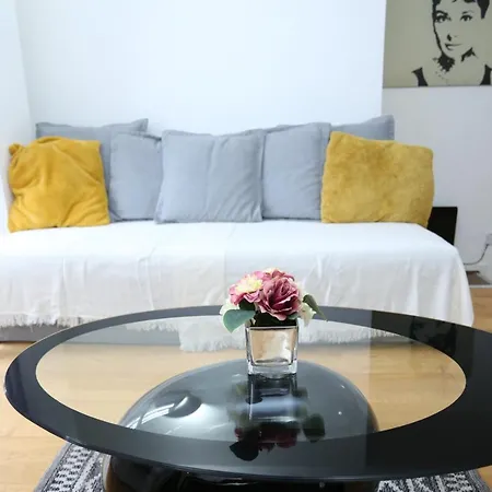 Appartamento Gorgeous 2 Bedroom 2 Bathroom Woolwich