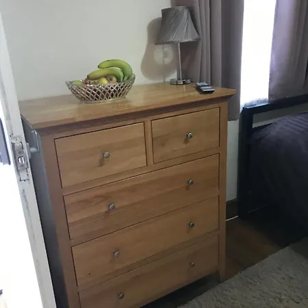 Apartment Bubblesbnb- Lovely 1 Bedroom Studio Flat London