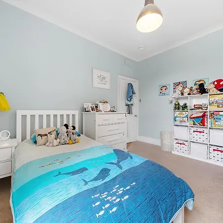 Holiday home Veeve - Clapham Fairytale London