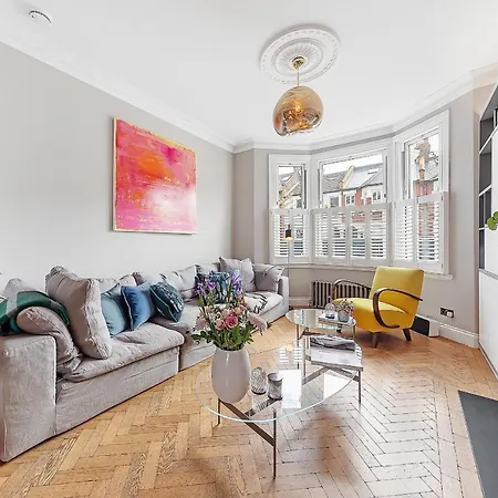 Veeve - Clapham Fairytale *