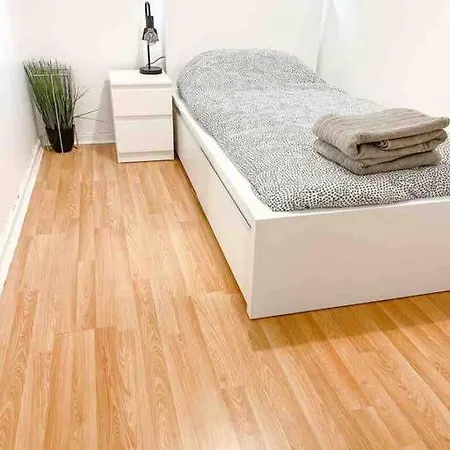 Apartment Spacious Two Bedroom Flat