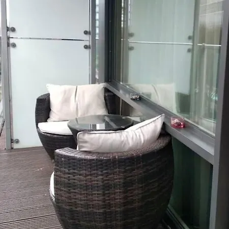 Chic Modern 1bdr Between Battersea And Chelsea Apartment London