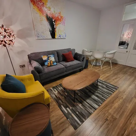 Garland Contemporary * Londra