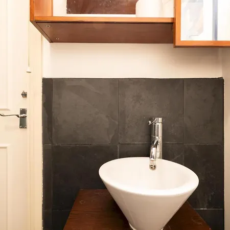 Pass The Keys Beautiful Spacious 2-bed In Converted Church