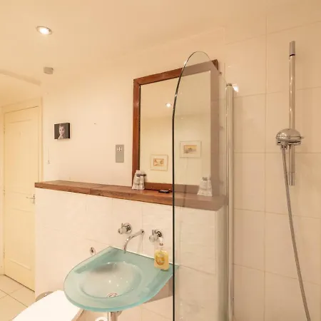 Pass The Keys Beautiful Spacious 2-bed In Converted Church * London