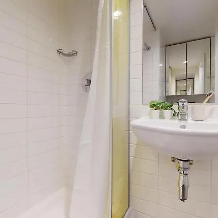 Apartment Trendy At Iq Hammersmith In