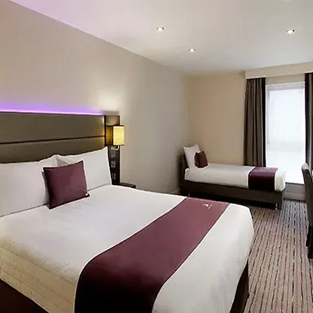 Premier London Edgware Hotel