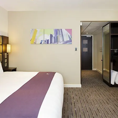Premier London Kingston Upon Thames 3*