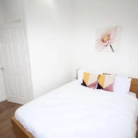 Harlesden Road Place Apartment London