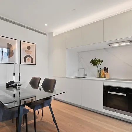 Whitfield Street Residences By Aeria Apartment