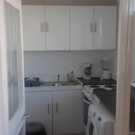 Beautiful Cosy 1bedroom In Apartment *