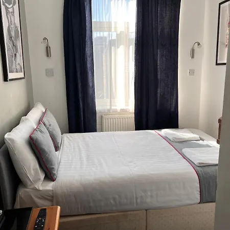 Hotel Apollo Kings Cross 3*