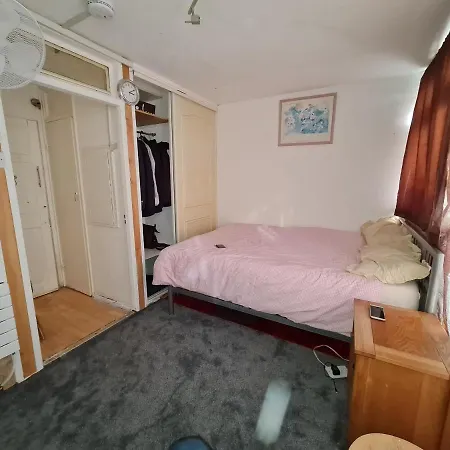 Homestay Private Cosy Roomz London