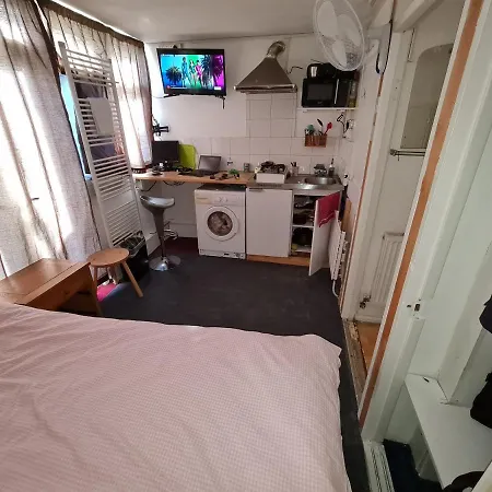 Private Cosy Roomz London