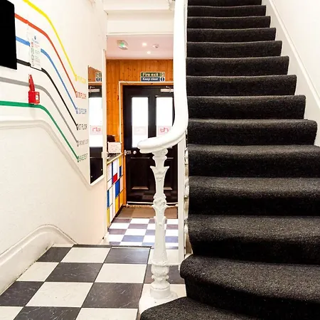 Hostel Urbany 18-40 Years Old *