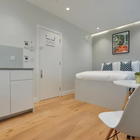 Apartmán Cromwell Serviced By Stayprime