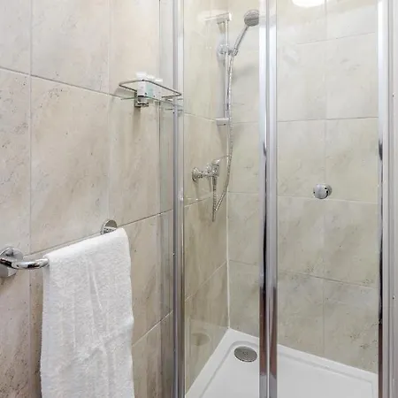 Beautiful 2-bed House In Quiet Cul-de-sac Holiday home *