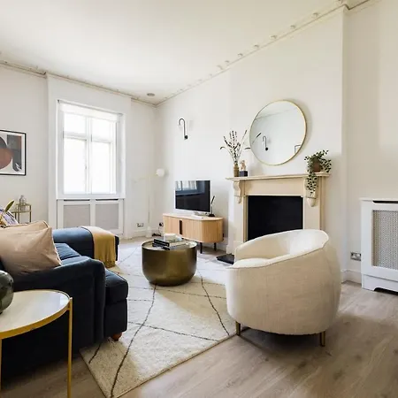Apartment The Sussex Garden Retreat - Elegant 2bdr Flat