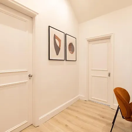 The Sussex Garden Retreat - Elegant 2bdr Flat *