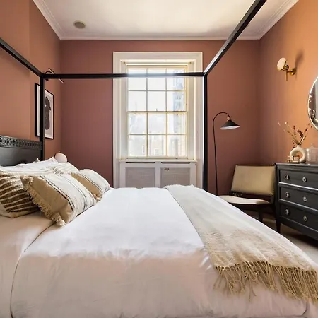 The Sussex Garden Retreat - Elegant 2bdr Flat * London