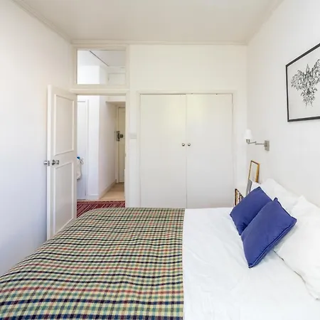 Apartment Joivy Sunny 1-bed Flat With Terrace In Bayswater, Near Paddington