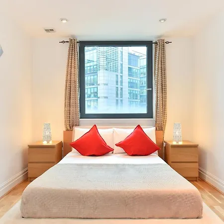 Paddington Gardens Apartment