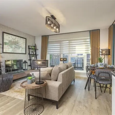 Newly Built Luxury 2 Bed Apartment!!! London