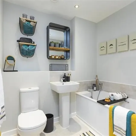 Newly Built Luxury 2 Bed Apartment!!! Apartment *