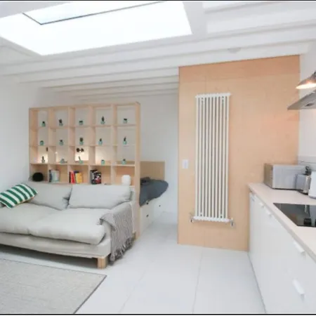 Διαμέρισμα Spacious Flat In Forest Gate *