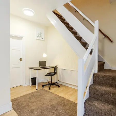 Beautiful 2-bed House In Quiet Cul-de-sac Barking (Greater London)