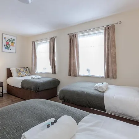 Beautiful 2-bed House In Quiet Cul-de-sac Barking (Greater London)