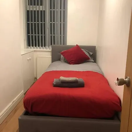 Apartment Modern Newgate - Kingsbury Underground, All Local Amenities On Your Doorstep Harrow