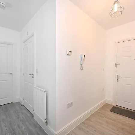 Apartment Luxury 2bedroom - 2bath - Prime Location - Patio *
