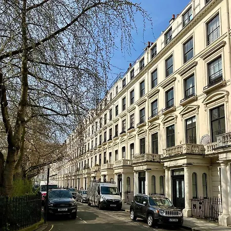 Chic By Hyde Park London