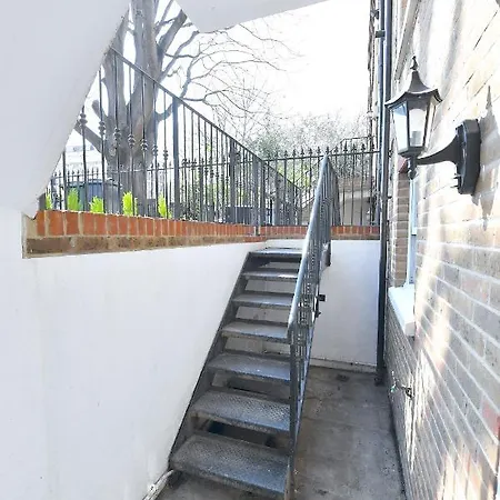 Waterloo Hub Residences Holiday home