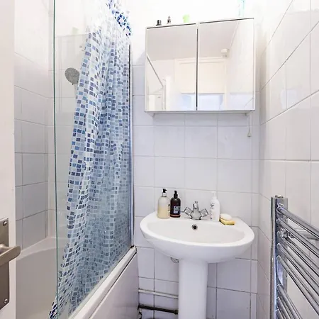 1-double Bedroom Aparment In Apartment
