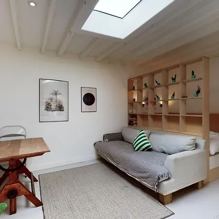 Spacious Flat In Forest Gate *