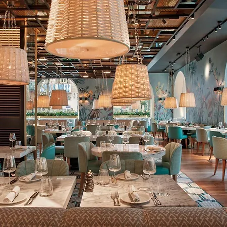Me By Melia - Covent Garden 5* Λονδίνο