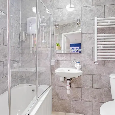 Apartamento Fernbank Sudbury Hill Harrow Self-contained With En-suite *