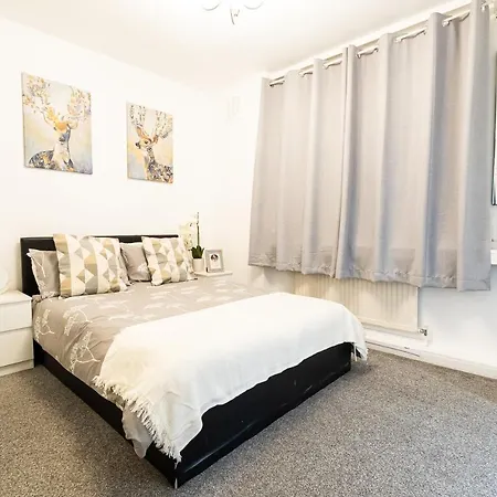 Holiday home Gorgeous 4 Bedroom 5 Bathrooms House In Marble Arch, Near Oxford Street *