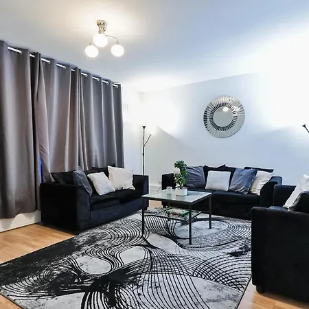 Gorgeous 4 Bedroom 5 Bathrooms House In Marble Arch, Near Oxford Street Holiday home *