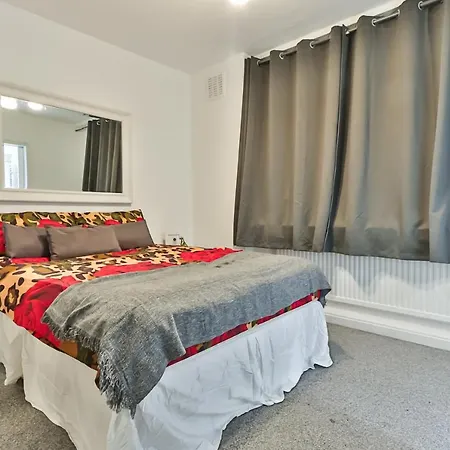 Gorgeous 4 Bedroom 5 Bathrooms House In Marble Arch, Near Oxford Street Holiday home