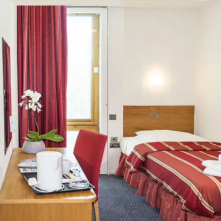 Hotel St Giles Heathrow - A St Giles Feltham