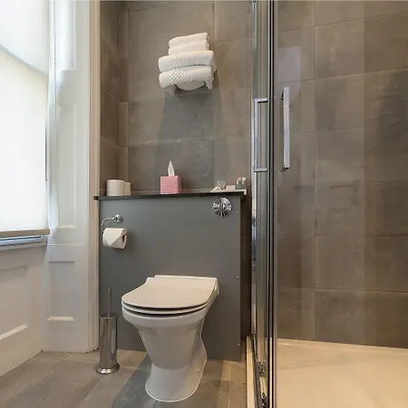 Staunton - Hotel London