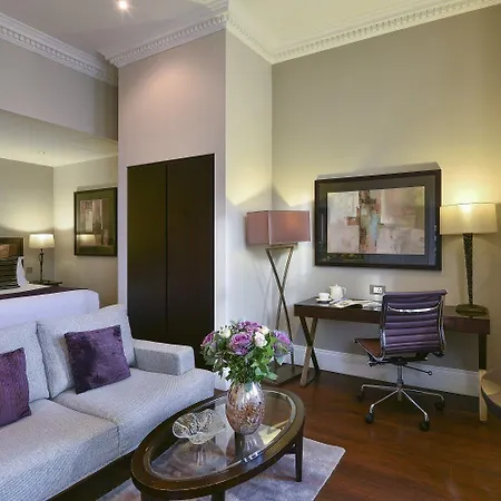 Aparthotel Fraser Queens Gate