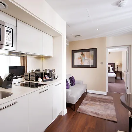Fraser Queens Gate Aparthotel 4*