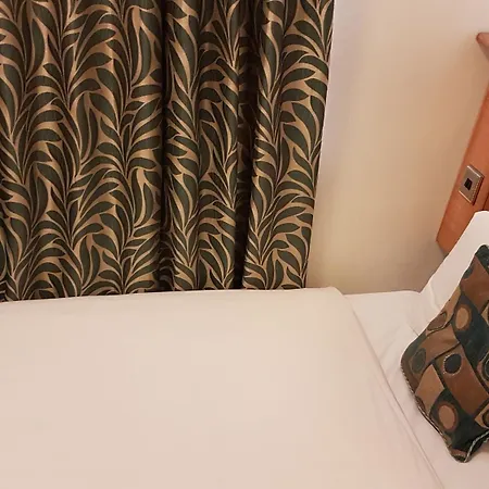 Westpoint 3* London